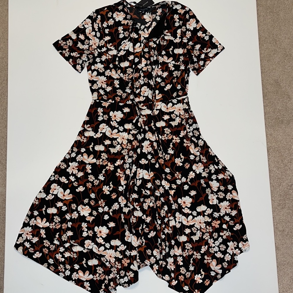 Tommy Hilfiger Dress Brookshire Fit and Flare Handkerchief Floral Womens  2 NWT
